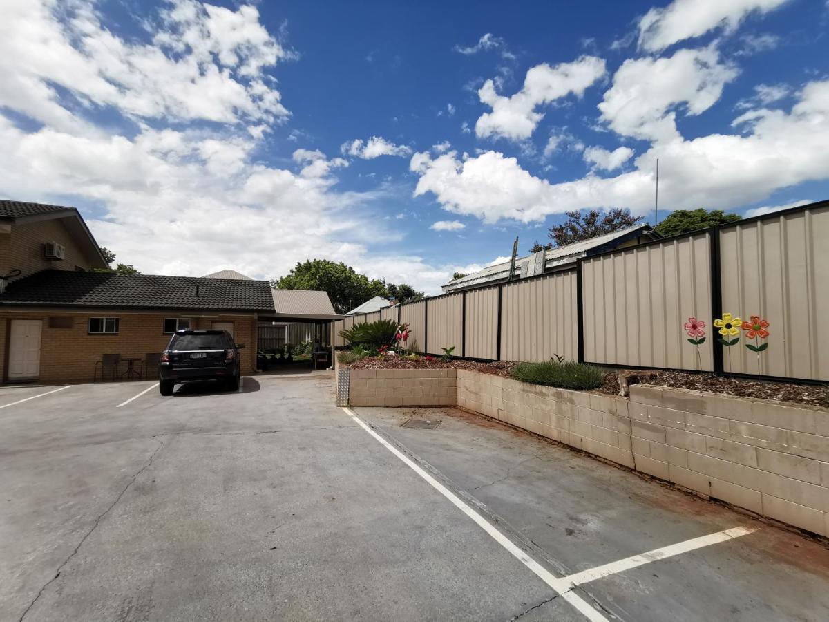 Leichhardt Motor Inn Toowoomba Luaran gambar